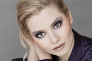 Бывший возлюбленный Лены Лениной выложил в сеть ее интимное фото 