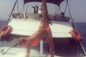 Волочкова удивила поклонников тремя задранными ногами на новом фото