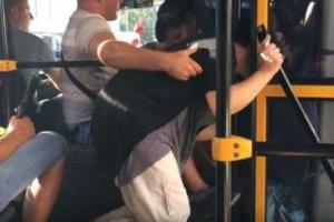 Жительницу Мариуполя осудили за драку в маршрутке, которая произошла 10 лет назад 