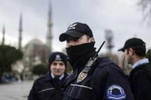 В Турции неизвестные жестоко расстреляли пост полиции, есть жертвы