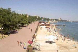 На крымских пляжах пусто даже в выходной: в сети показали фото