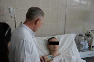 В зоне АТО волонтер, обеспечивавший бойцов ВСУ едой и лекарствами, получил тяжелое ранение