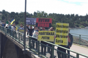 В Финляндии Путину устроили «коридор позора»