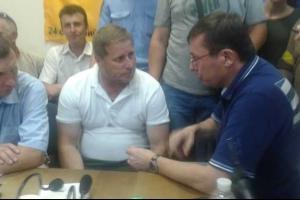 На суд к «Бате» приехал Луценко: ГПУ требует отпустить бойца на поруки
