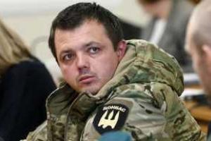 Бойцы батальона "Донбасс" вместе с Семеном Семенченко выгнали прокуроров из зала суда 