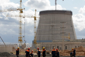 В Беларуси при строительстве АЭС уронили корпус ядерного реактора