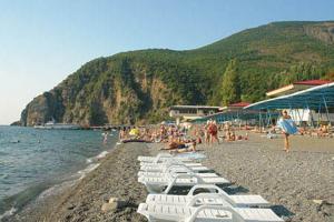 Лишь 1% украинцев хочет отдохнуть в оккупированном Крыму, — опрос