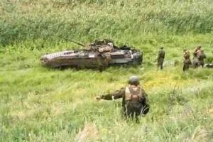 Со стороны России в направлении Мариуполя зашла боевая техника 