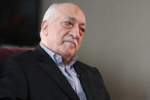 Переворот в Турции мог быть инсценировкой властей, - Гюлен