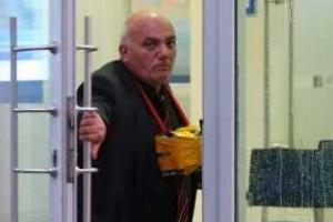 Россияне обвинили Путина в инциденте с захватом банка в центре Москвы