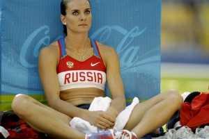 "Королева допинга" Исинбаева попрощалась с легкой атлетикой