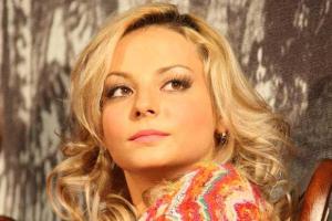 Звезда сериала "Счастливы вместе" обвинила журналистов в неудачном снимке