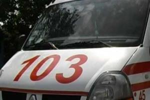 В Угледаре случилась страшная трагедия: девочка выпала из окна, спасти ребенка не удалось