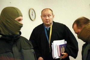 Бутусов о задержании скандального судьи Чауса: Такие задержания - это вскрытие гноя, надежда на выздоровление