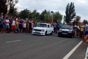 В оккупированной Горловке прошли соревнования по дрэг-рэйсингу