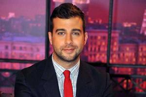 Популярный ведущий шокировал публику кардинальной сменой имиджа