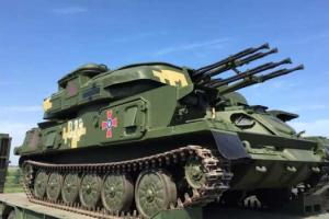 Порошенко передал ВСУ около 150 единиц военной техники