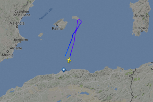 Над Средиземным морем пропал "Боинг" с пассажирами