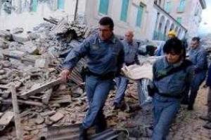 В результате мощного землетрясения в Италии погибло минимум 120 человек