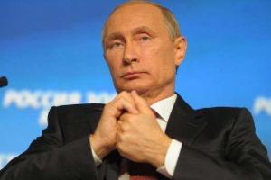 Психолог объяснил страсть Путина к военной технике и заигрывание с генералами