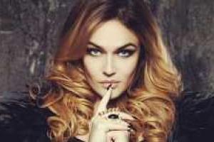 Поклонники не оценили откровенный купальник Алены Водонаевой