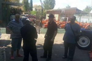 Одесситка в неадекватном состоянии устроила стриптиз в полицейской машине