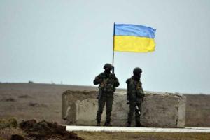 Украина подтянула тяжелое вооружение к границе с Крымом