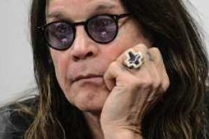 Известный исполнитель борется со страшной зависимостью, чтобы не стать маньяком