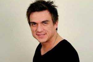 Влад Топалов напугал поклонников новым образом