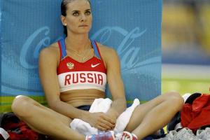 Олимпийская чемпионка Исинбаева хочет уехать из нищей России в Монако