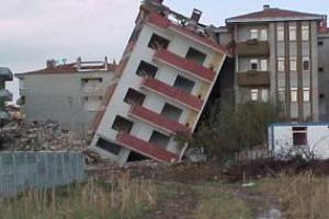 Землетрясение в Мелитополе: опубликовано видео с камеры наблюдения