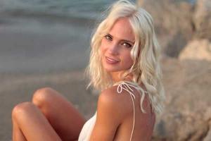 Глюкоза показала очень смелое фото без бюстгальтера