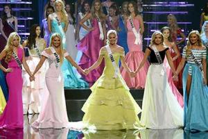 Пятеро финалисток конкурса красоты в США оказались безумно похожими друг на друга