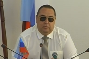 Плотницкий в темных очках впервые появился на публике после покушения