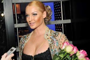 Волочкова интригует поклонников новым ухажером