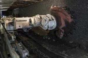 В "ДНР" всего на 16 шахтах из 36 добывают уголь