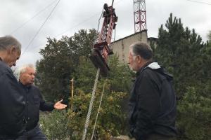 Жебривский проинспектировал работы по восстановлению телебашни на горе Карачун