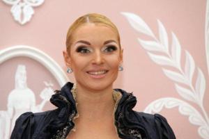 Известная балерина Волочкова рассказала о своей беременности