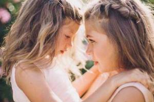 Фото дочери Веры Брежневой раскритиковали пользователи Сети