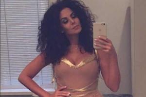 Настя Каменских показала фото в прозрачном платье 