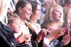 Британский таблоид показал "секретную семью" Путина