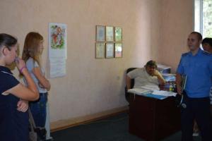 На Донетчине семеро подростков раздели и избили 14-летнюю девочку