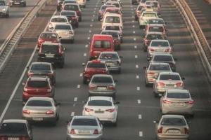 Столица остановилась в огромной пробке