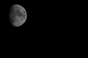 В октябре над Землей взойдет редчайшая черная Луна