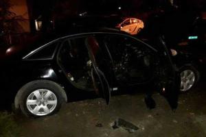 В Сумах сожгли автомобиль жены депутата
