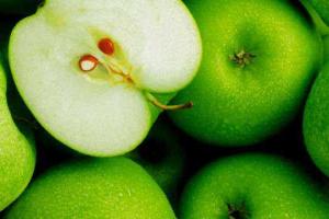 Ученые назвали фрукт, который поможет продлить жизнь на 17 лет