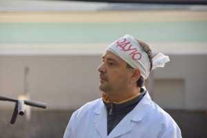 Медики падают в голодные обмороки под стенами Министерства здравоохранения