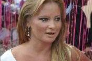 Дана Борисова ходит с 9-летней дочерью по ночным клубам