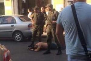 Фанаты луганского клуба "Заря" напали на турецких болельщиков в Одессе 