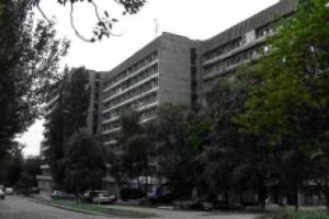 В Донецке после ухода боевиков "ДНР" из студенческих общежитий, в стенах не осталось даже проводов - соцсети